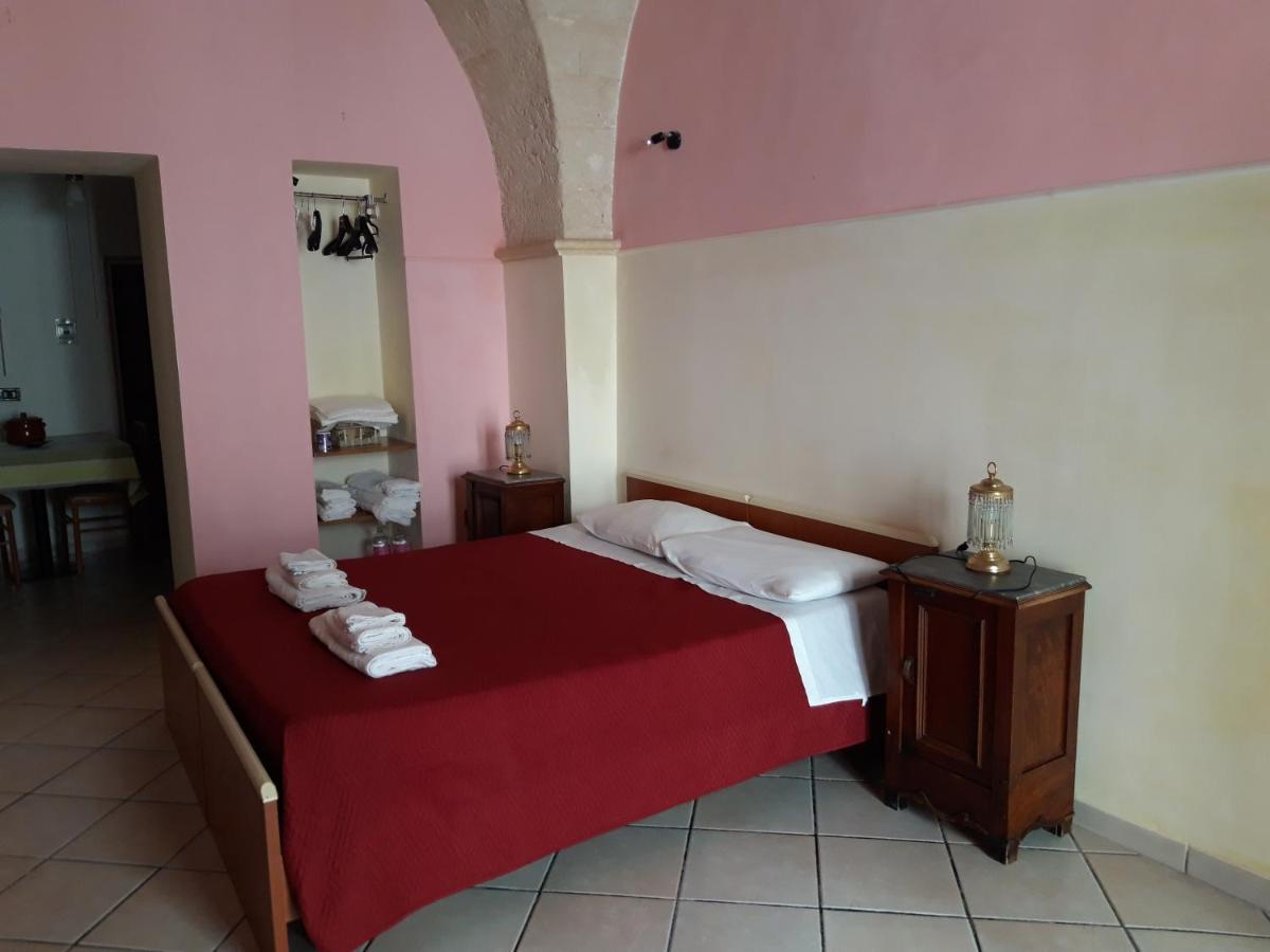 Centro Storico Apartment Бриндизи Екстериор снимка